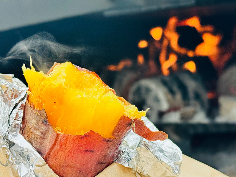 バイオコークス de しあわせの石焼き芋！